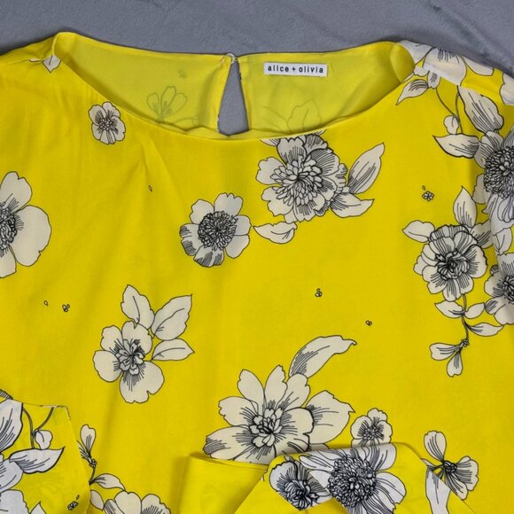 Alice + Olivia Ellamae Yellow Floral Flutter Sleeve Mini Dress - Picture 4 of 6